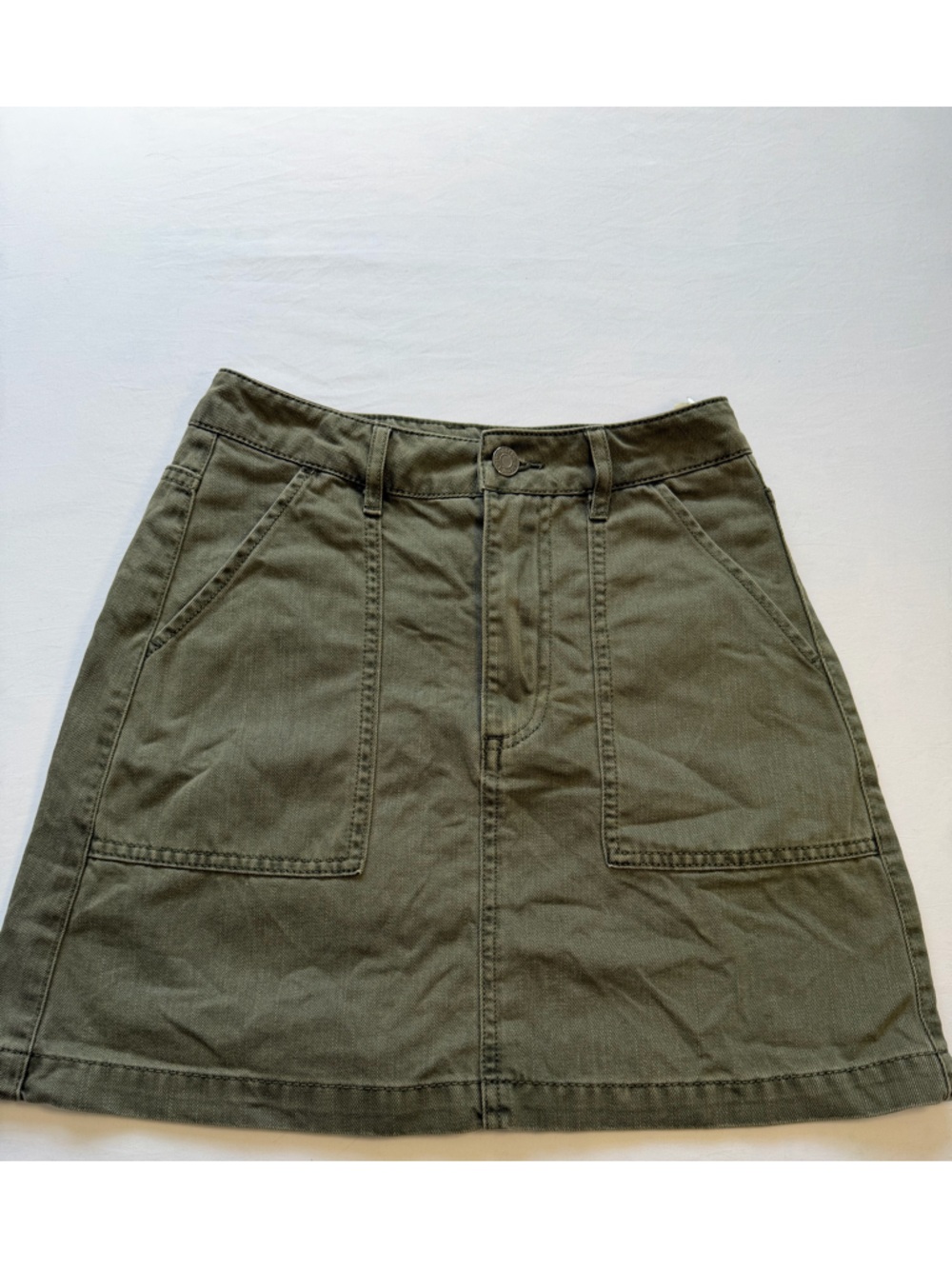H&M green jean skirt